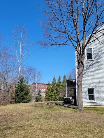 8 Mill Falls Road Pembroke NH 03275