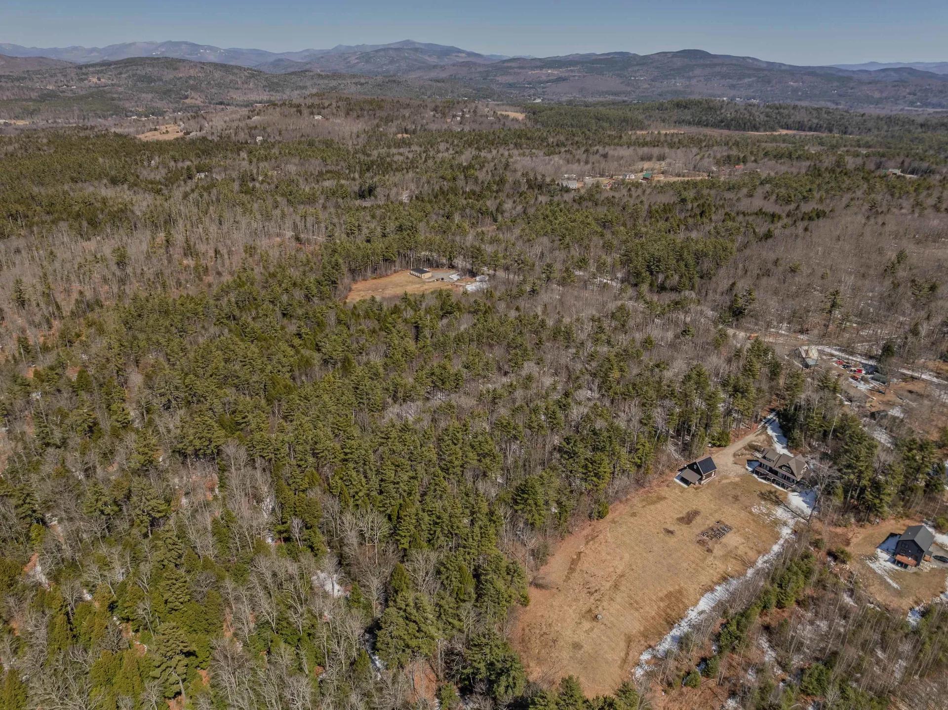 233-085 Reservoir Road Plymouth NH 03264