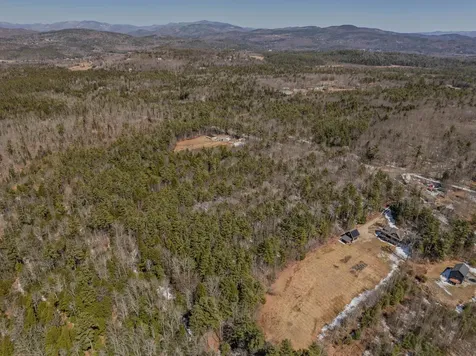 233-085 Reservoir Road Plymouth NH 03264