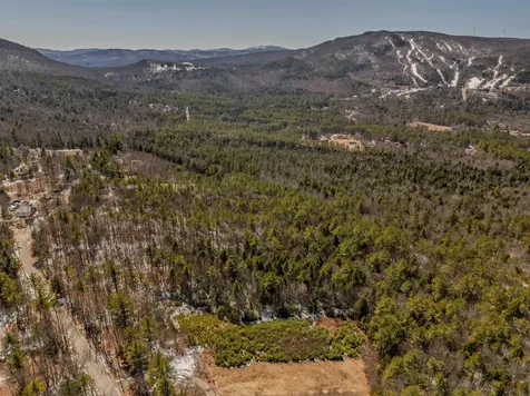 233-085 Reservoir Road Plymouth NH 03264