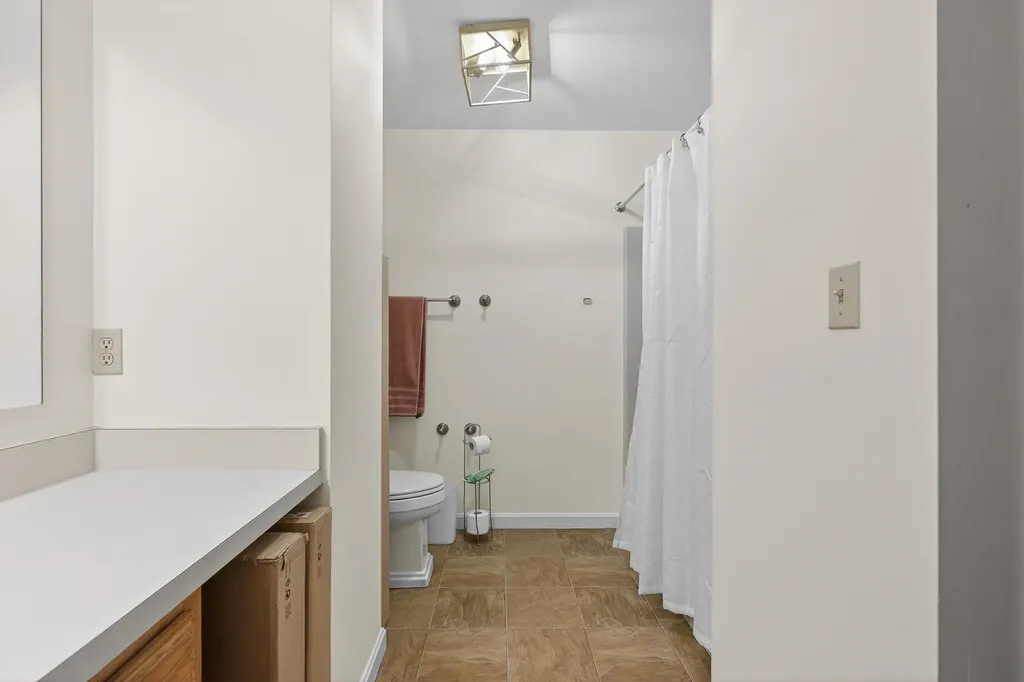 1465 Hooksett Road Hooksett NH 03106