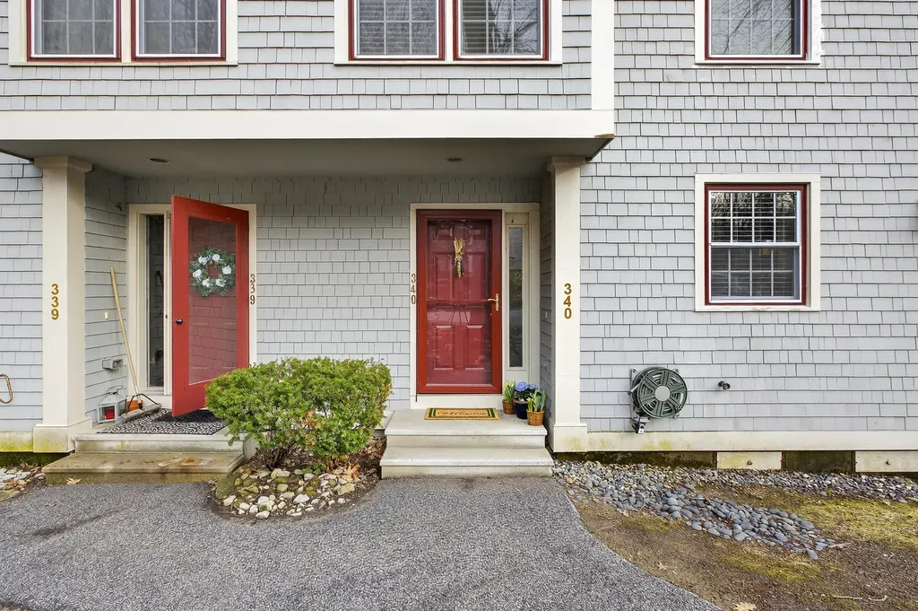 1465 Hooksett Road Hooksett NH 03106