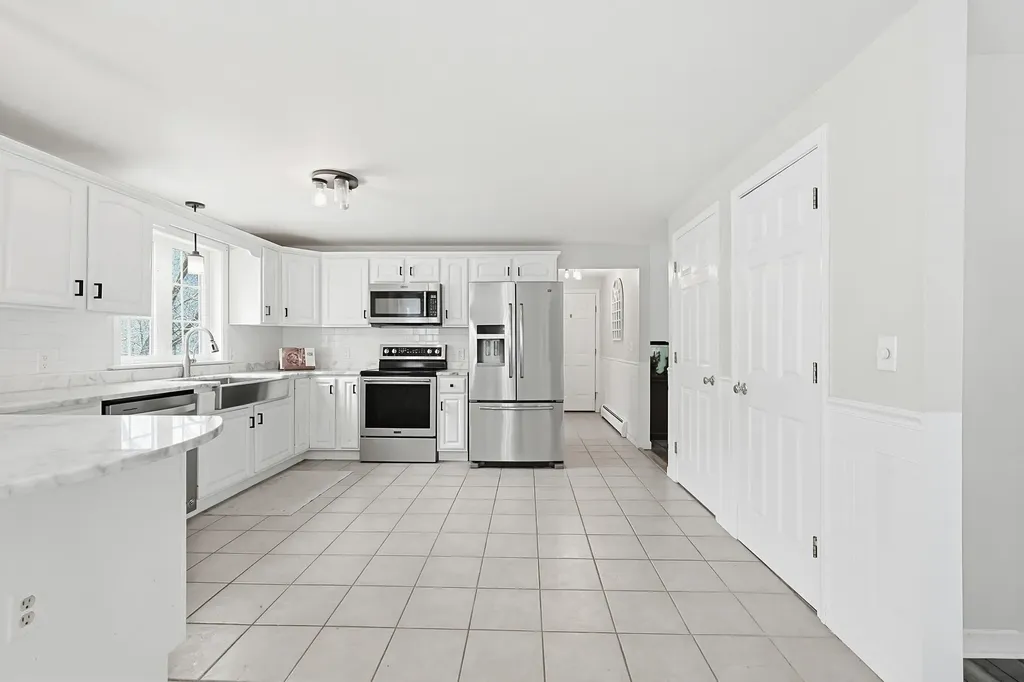 19 Rouleau Drive Somersworth NH 03878