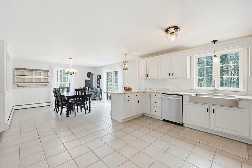 19 Rouleau Drive Somersworth NH 03878