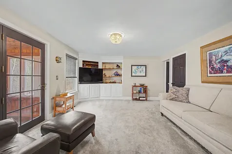 61 South Brook Circle Bradford NH 03221
