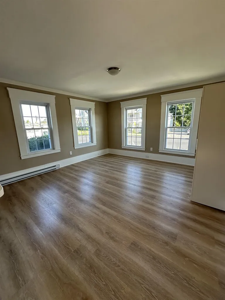 7 Jackson Street Rochester NH 03867