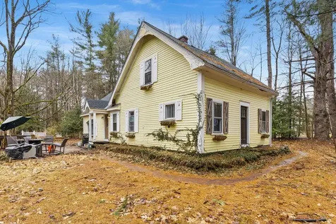 8 Wilson Hill Road Merrimack NH 03054