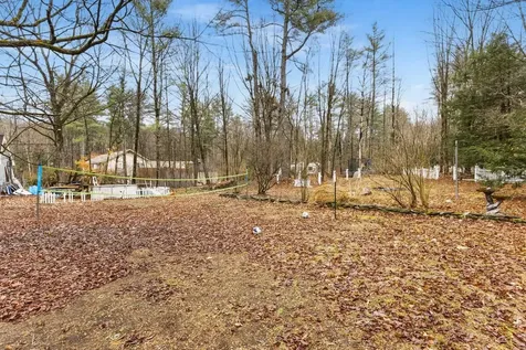 8 Wilson Hill Road Merrimack NH 03054