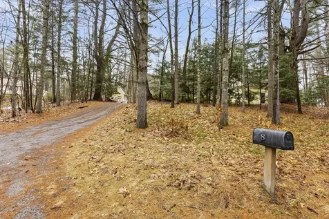 8 Wilson Hill Road Merrimack NH 03054