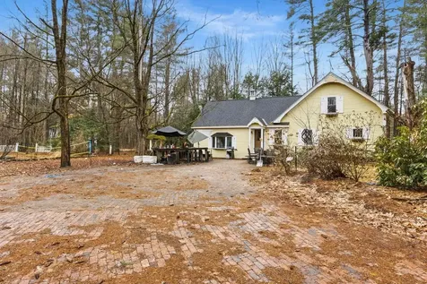 8 Wilson Hill Road Merrimack NH 03054