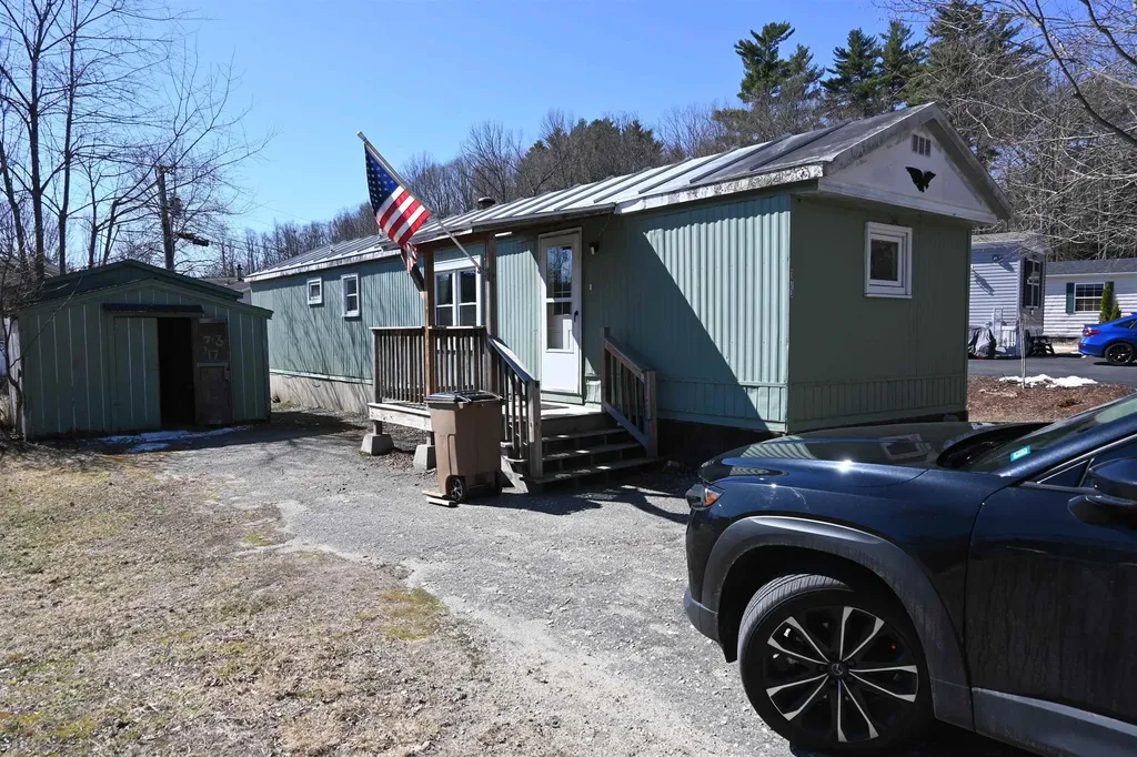 173 Preston Street Hillsborough NH 03244