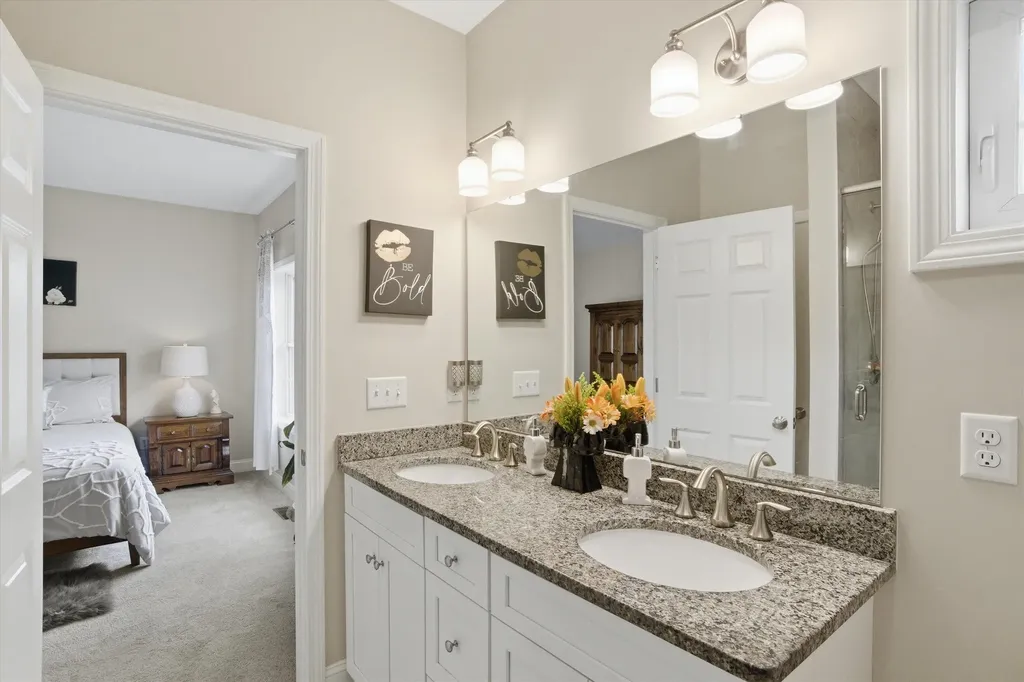 54 Toby Circle Merrimack NH 03054