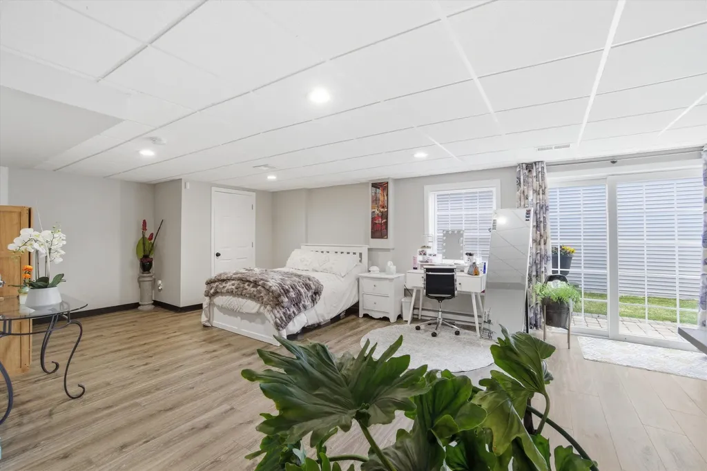 54 Toby Circle Merrimack NH 03054