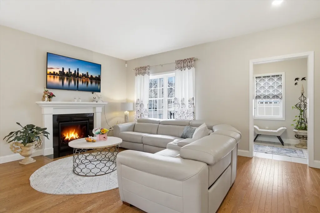 54 Toby Circle Merrimack NH 03054