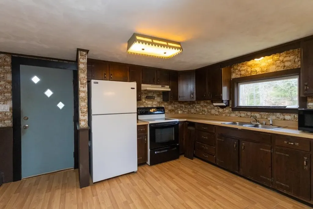 372 Wakefield Road Wakefield NH 03887
