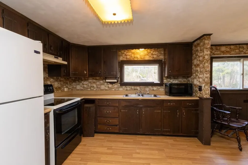 372 Wakefield Road Wakefield NH 03887