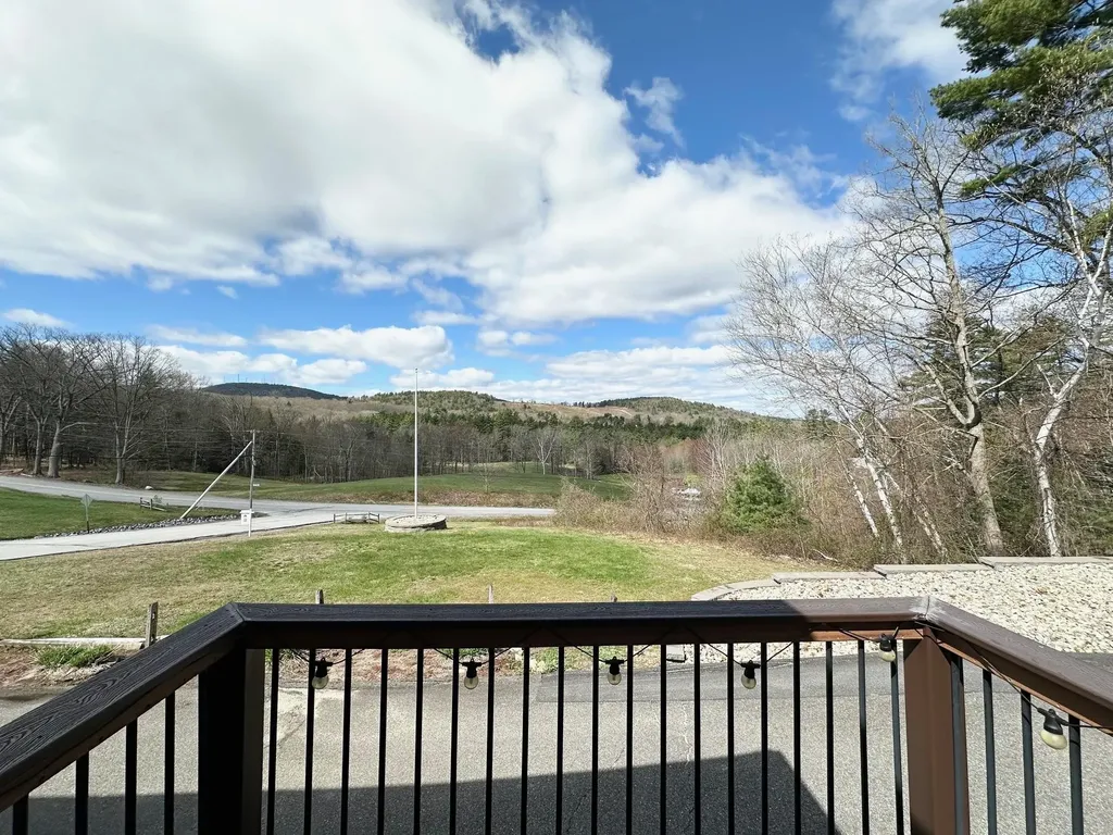 7 Rainbow Drive Goffstown NH 03045