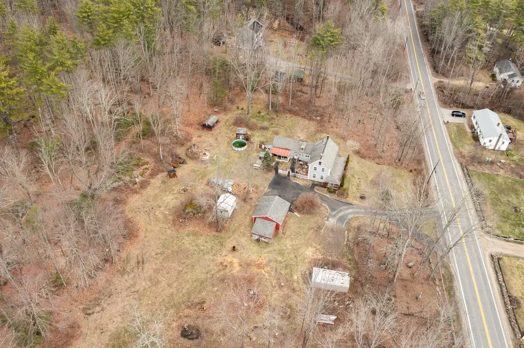 671 Washington Street Barrington NH 03825