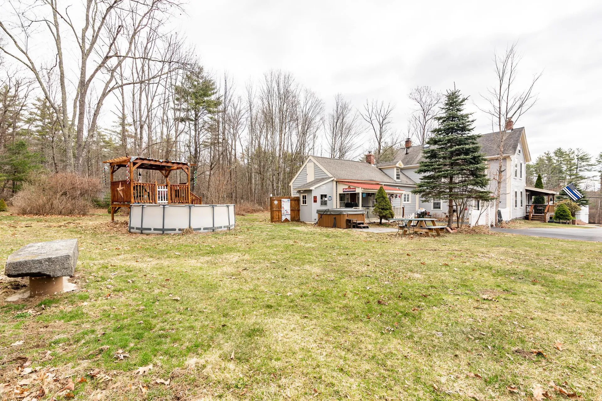 671 Washington Street Barrington NH 03825