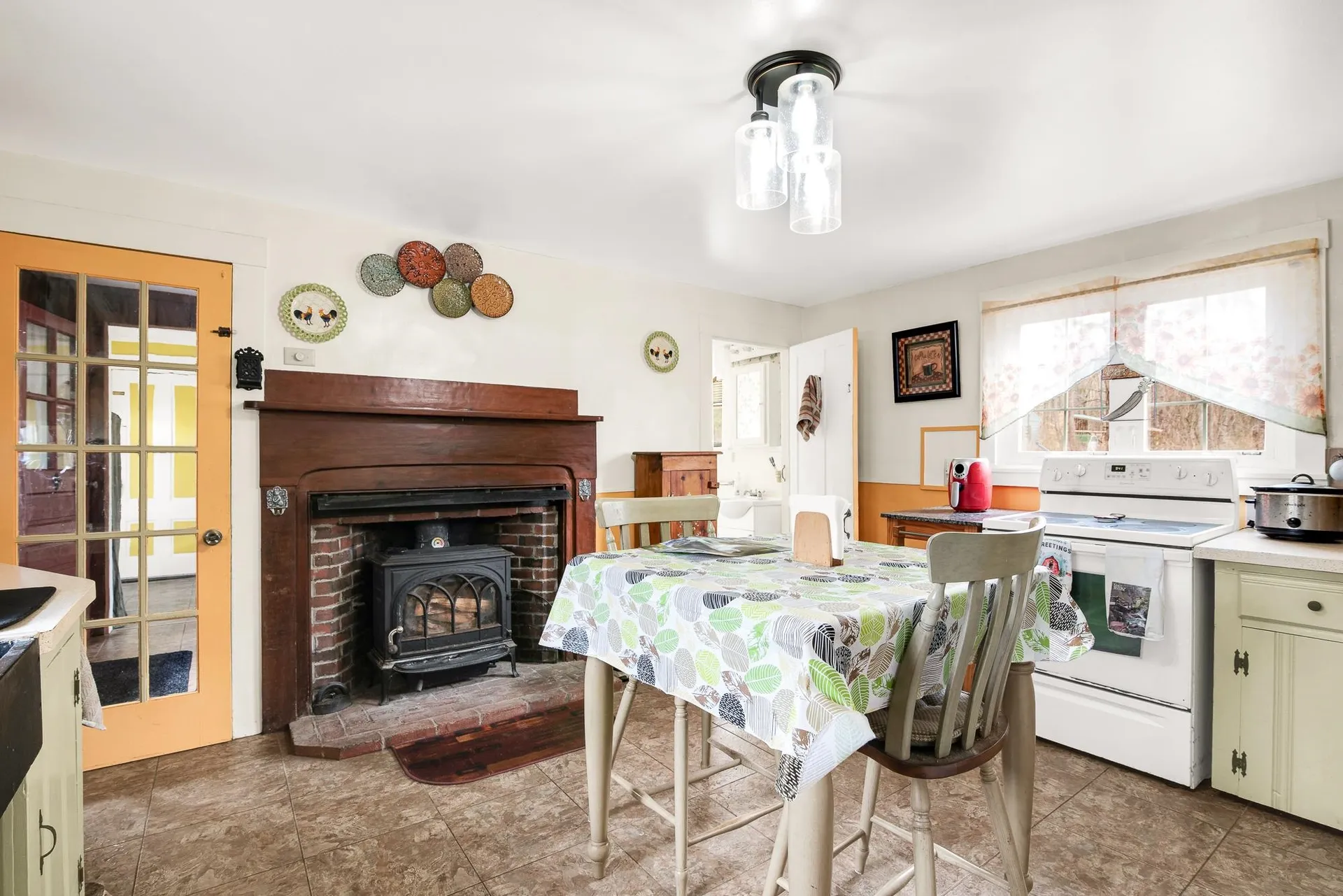 671 Washington Street Barrington NH 03825
