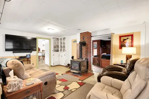 671 Washington Street Barrington NH 03825