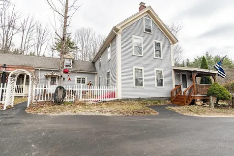 671 Washington Street Barrington NH 03825