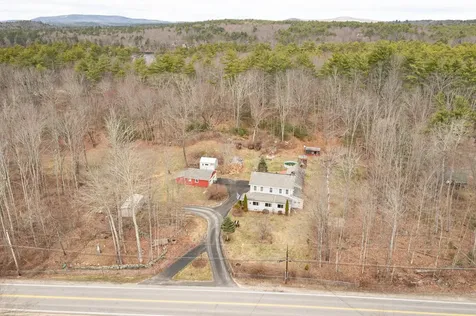 671 Washington Street Barrington NH 03825