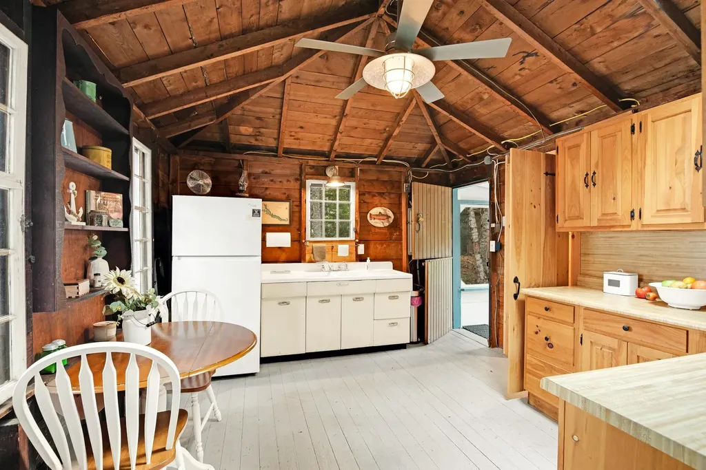 446 Barend Drive Wakefield NH 03830