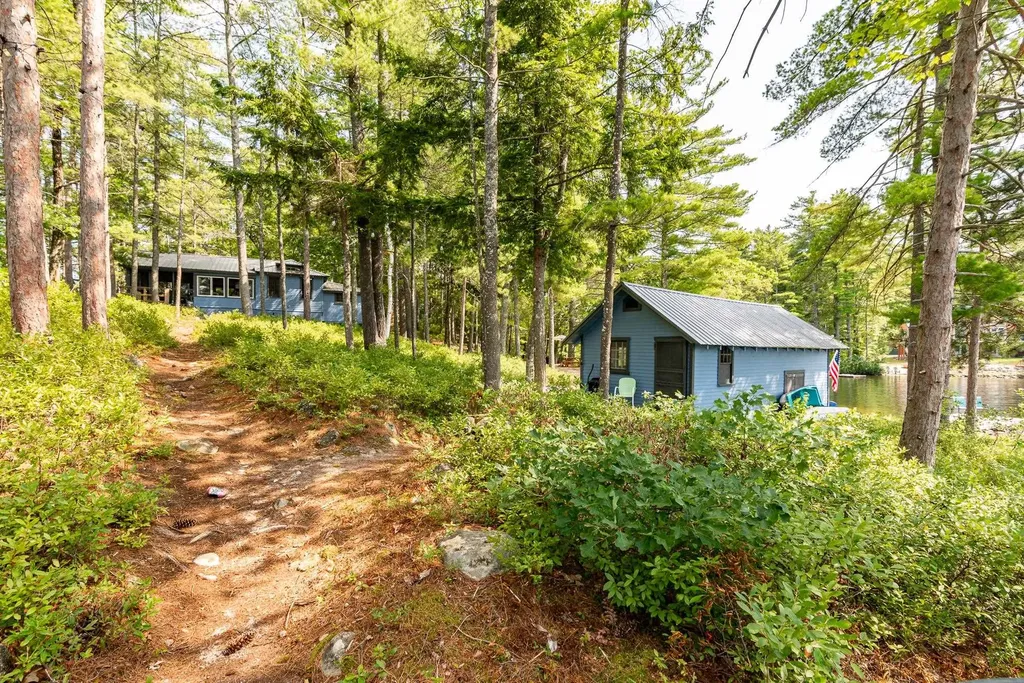 446 Barend Drive Wakefield NH 03830