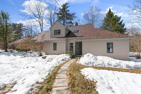 7 Muirfield Lane Holderness NH 03245