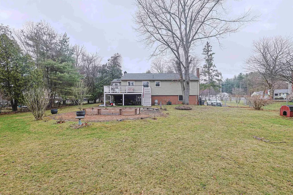 22 Tyler Street Salem NH 03079