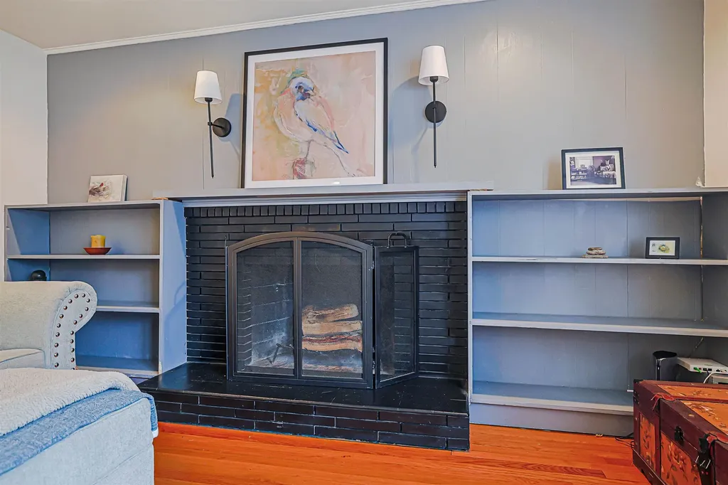 22 Tyler Street Salem NH 03079