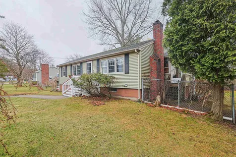 22 Tyler Street Salem NH 03079