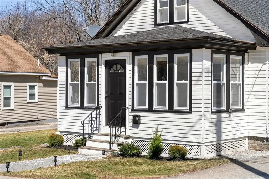 10 Cross Street Allenstown NH 03275