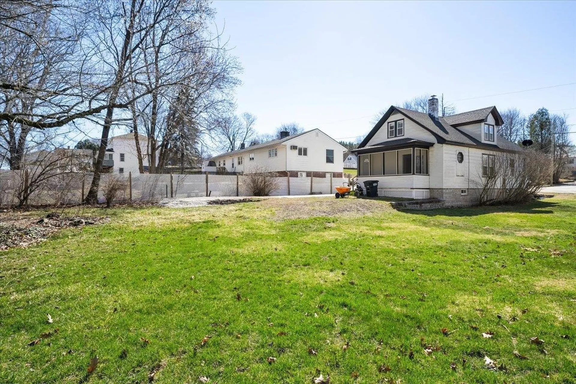 10 Cross Street Allenstown NH 03275