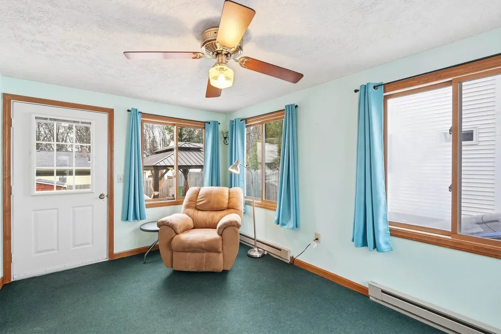 599 Brunelle Avenue Manchester NH 03103