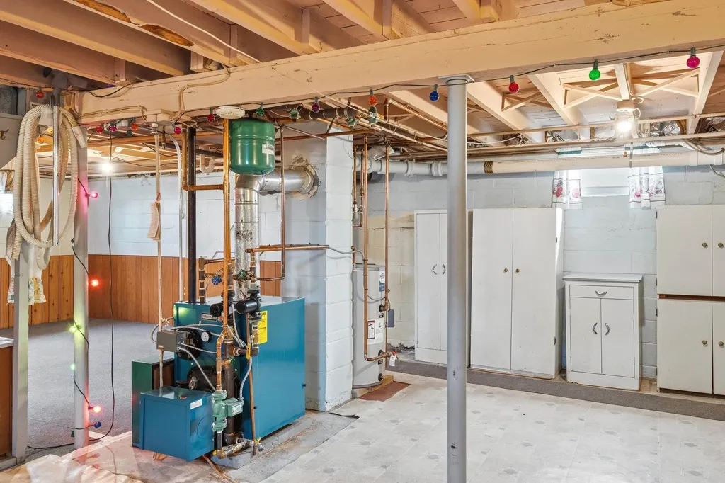 599 Brunelle Avenue Manchester NH 03103