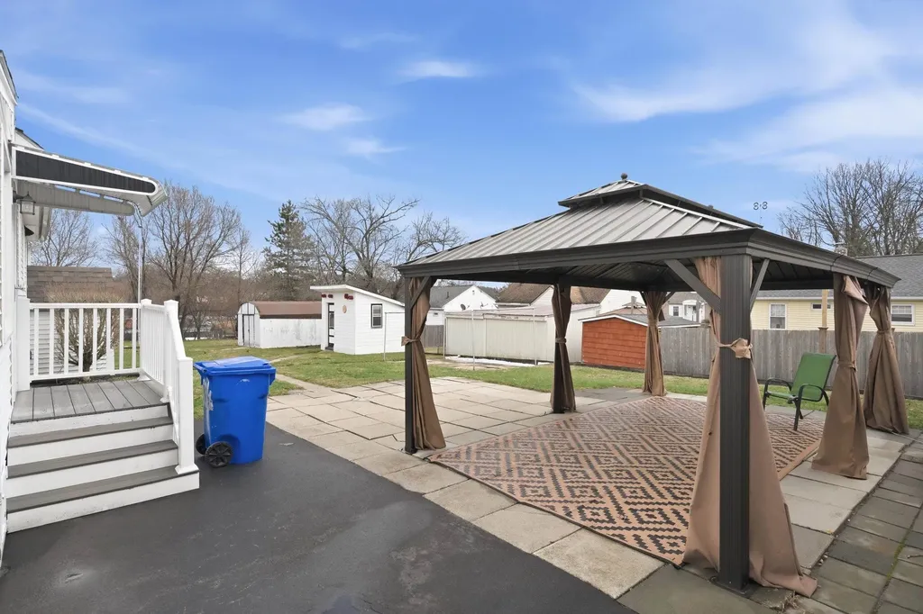 599 Brunelle Avenue Manchester NH 03103