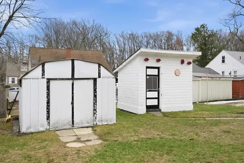 599 Brunelle Avenue Manchester NH 03103