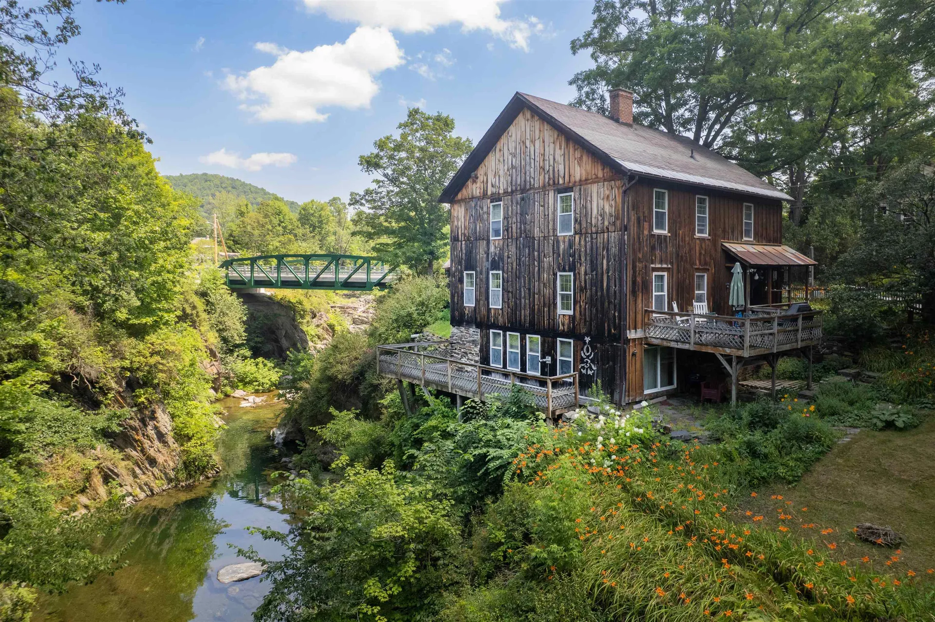 212 Thrall Road Poultney VT 05764