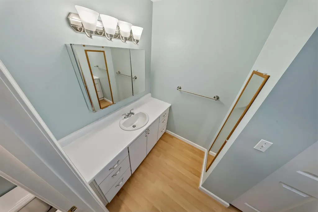 29 Windsor Court Keene NH 03431