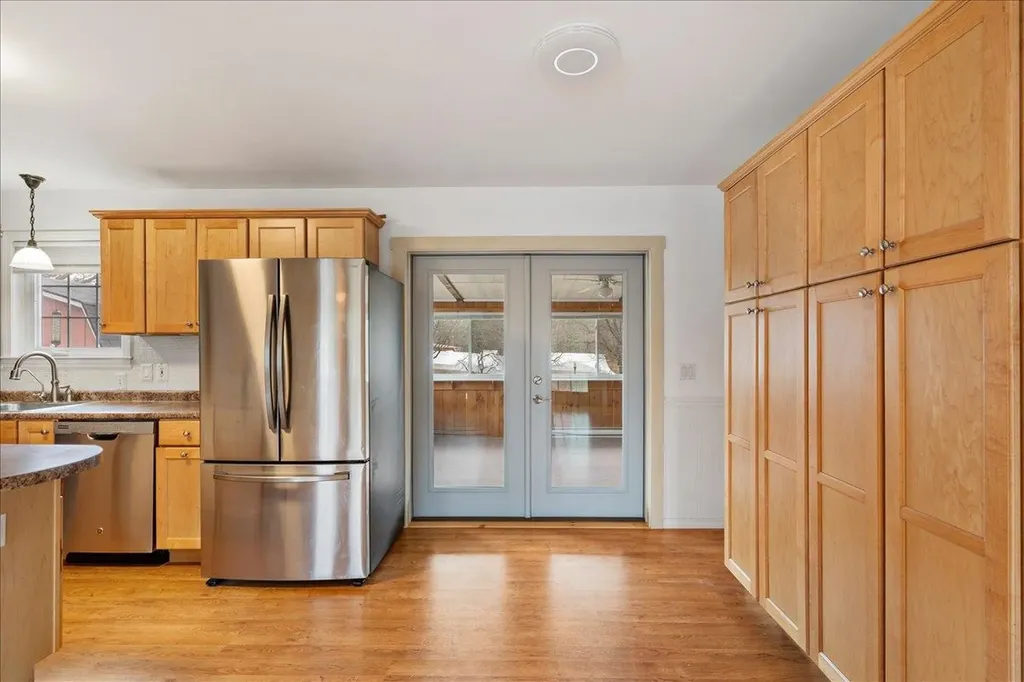 33 Russell Circle Milton VT 05468