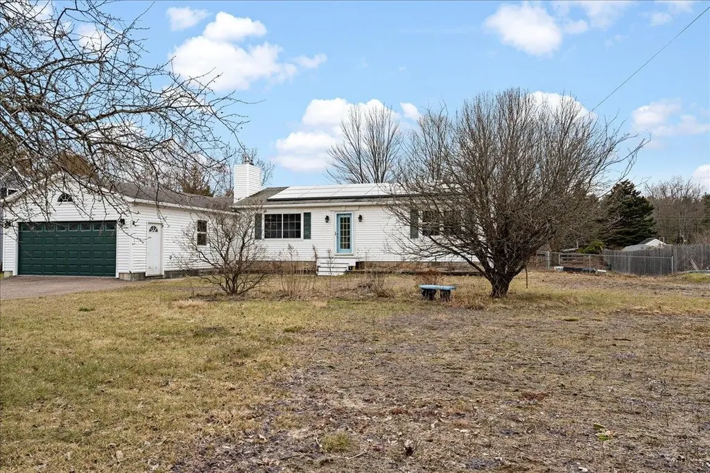 33 Russell Circle Milton VT 05468