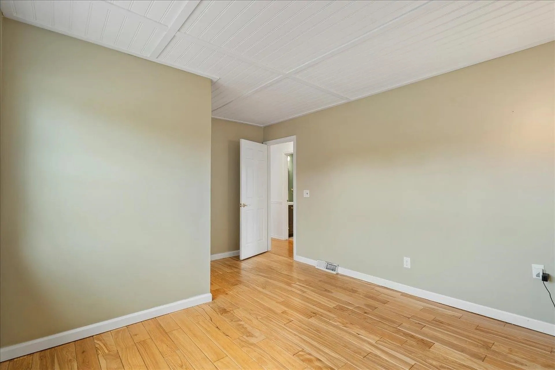 33 Russell Circle Milton VT 05468