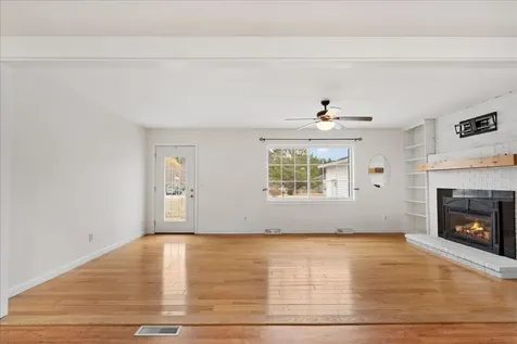 33 Russell Circle Milton VT 05468