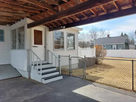 24 Park Street Swanzey NH 03431