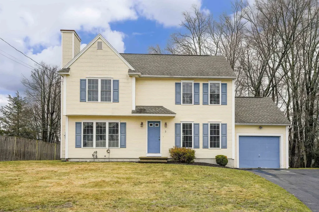 2 Freshwater Court Nashua NH 03060