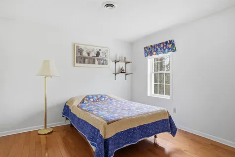 2 Freshwater Court Nashua NH 03060