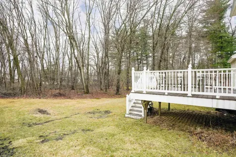 2 Freshwater Court Nashua NH 03060