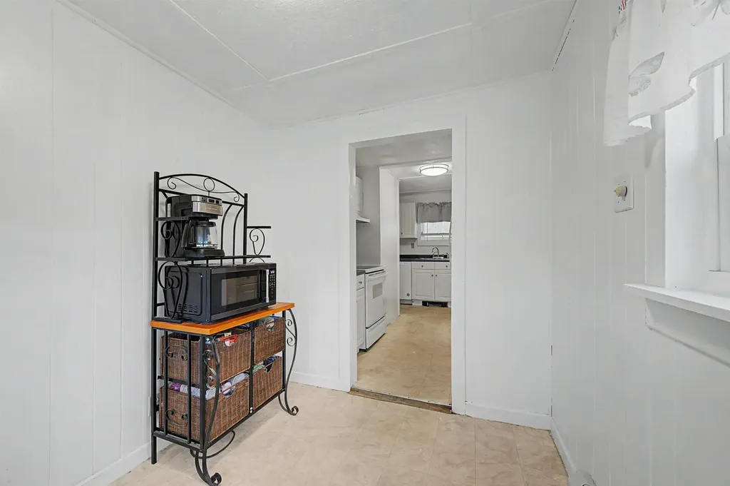 88 Cash Street Croydon NH 03773